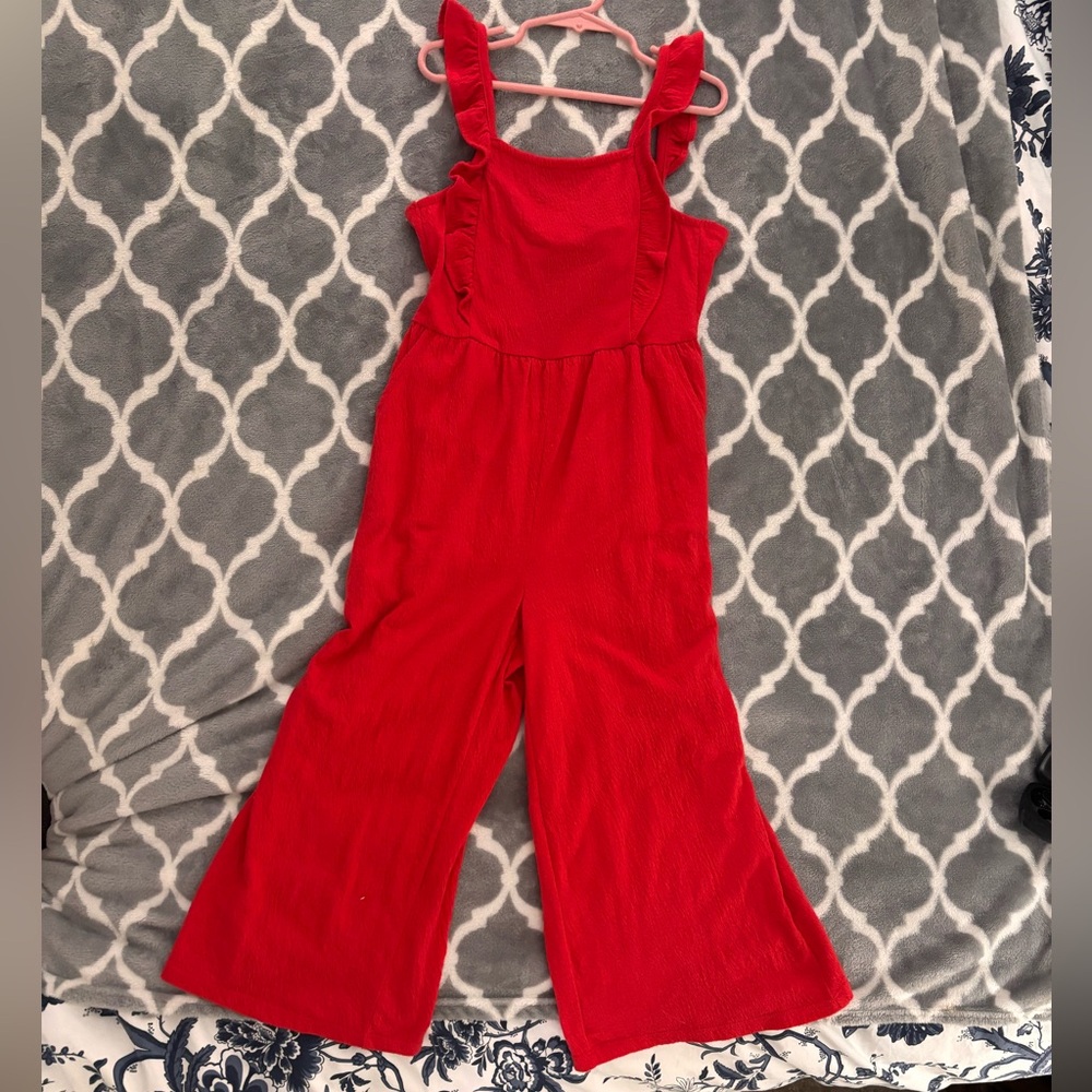 Ruffle romper/jumpsuit